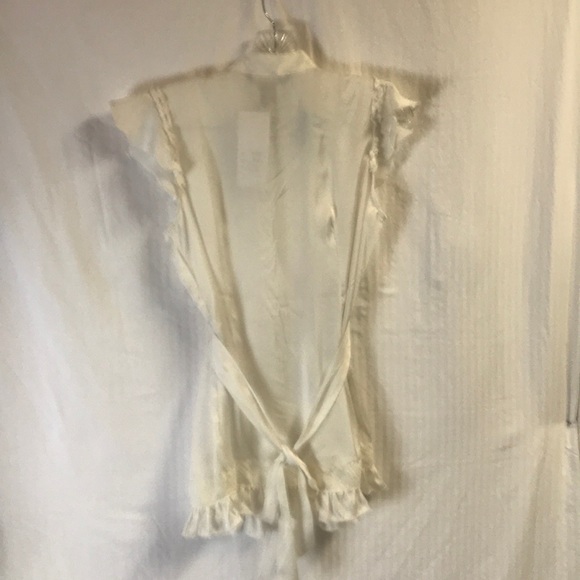 NWT Antilia femme ruffle sleeve blouse - Picture 4 of 4